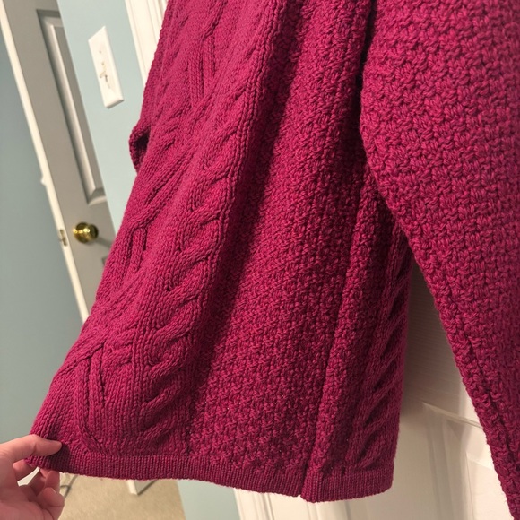 Aran Crafts Merino Wool Sweater Womens Medium Magenta Cable Knit Button Collar - Picture 14 of 14